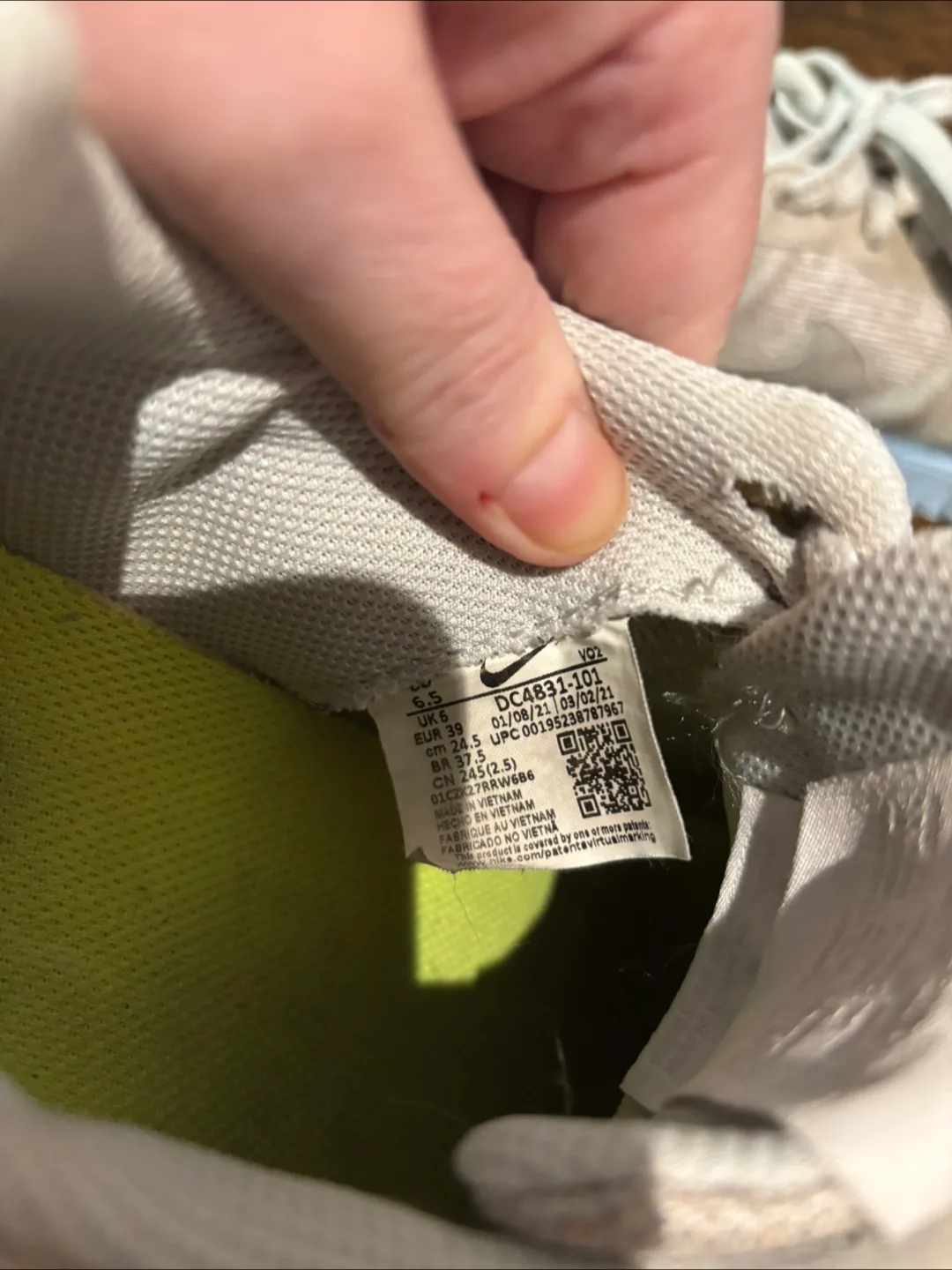 Nike Air Force 1 Low image indicator(3)