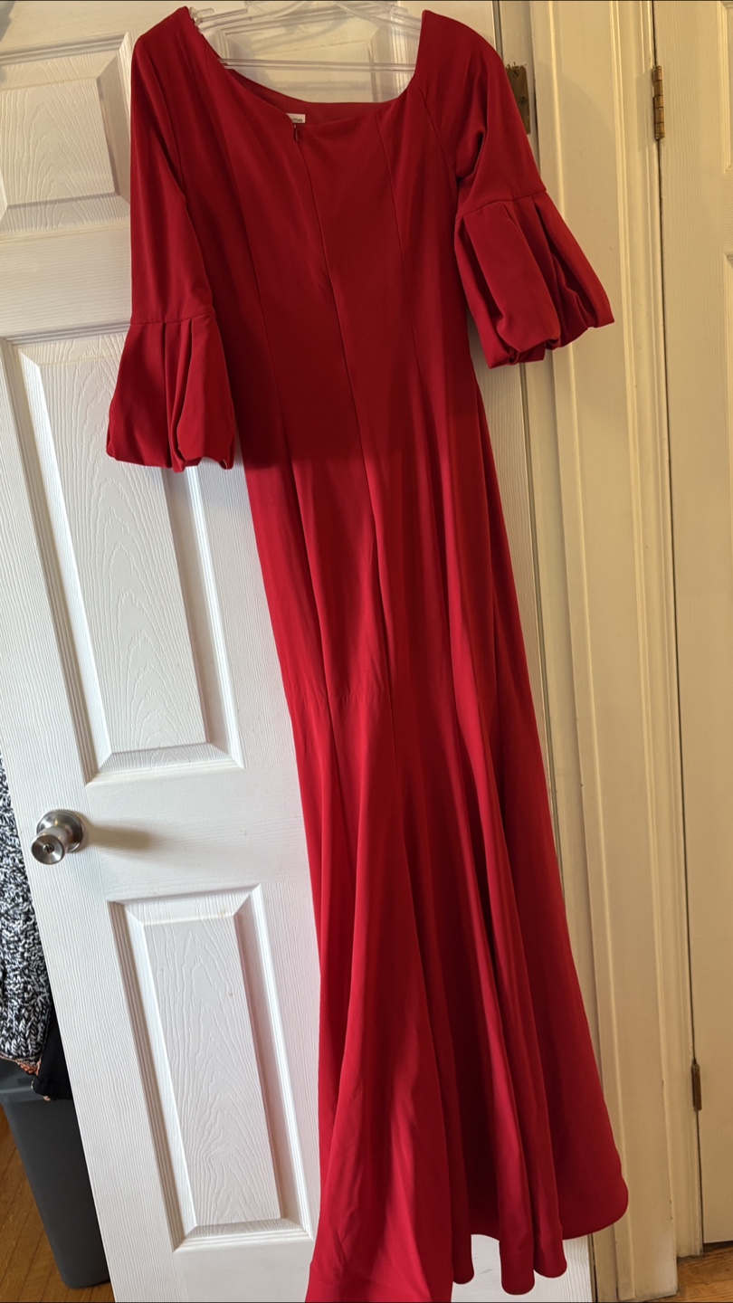 New Red Gown with Bell Sleeves size 6 - photo 5