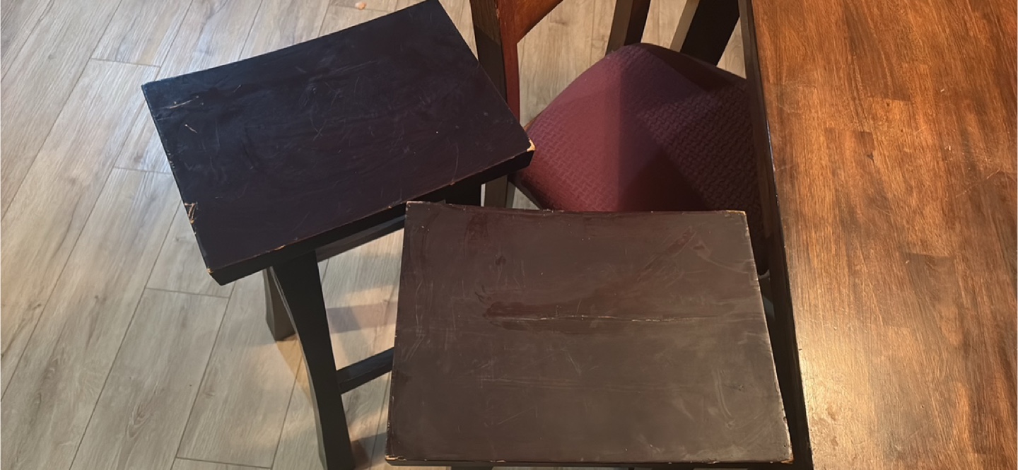 Wooden Stools - Set of 2🥕