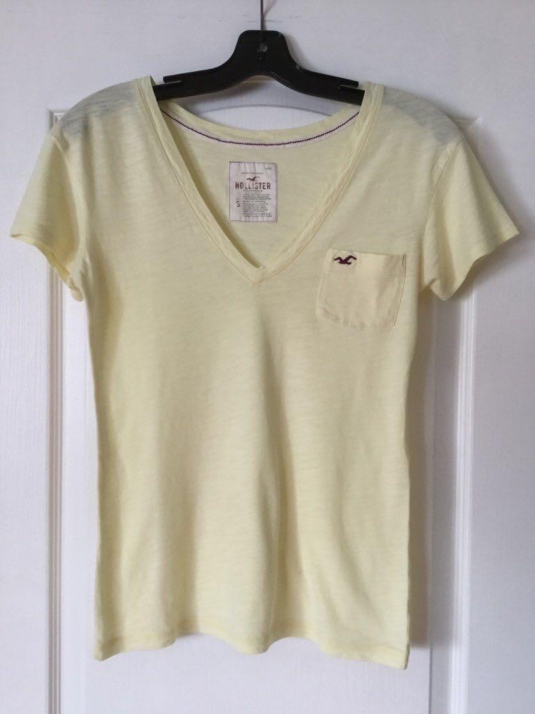 Hollister Yellow V-Neck Pocket Tee - Size Small