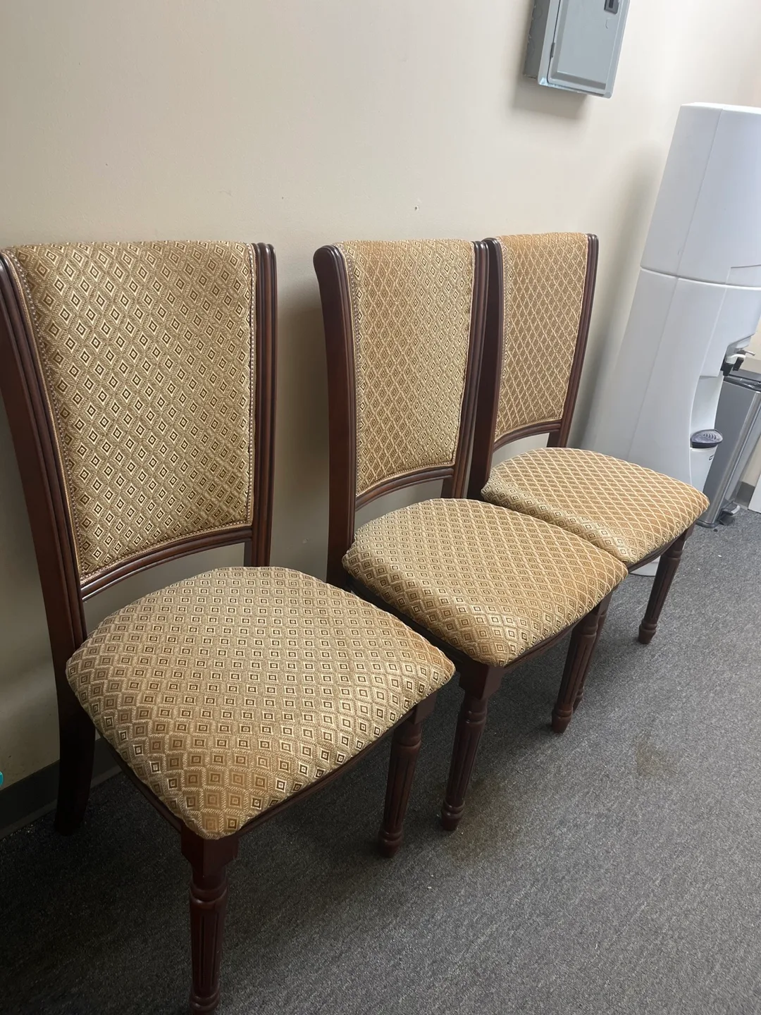 Set of 3 Elegant Dining Chairs thumbnail