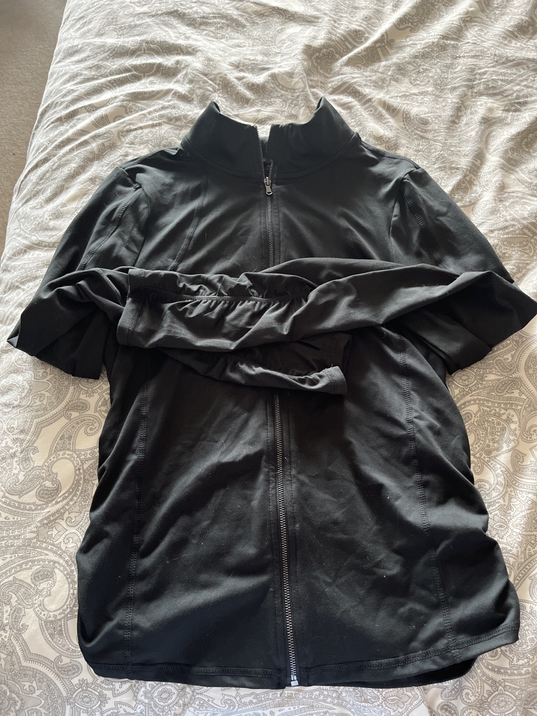 Workout zip up