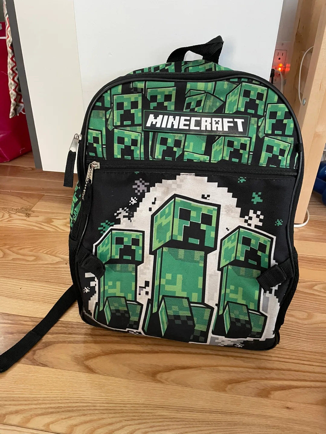 Minecraft Creeper Backpack thumbnail