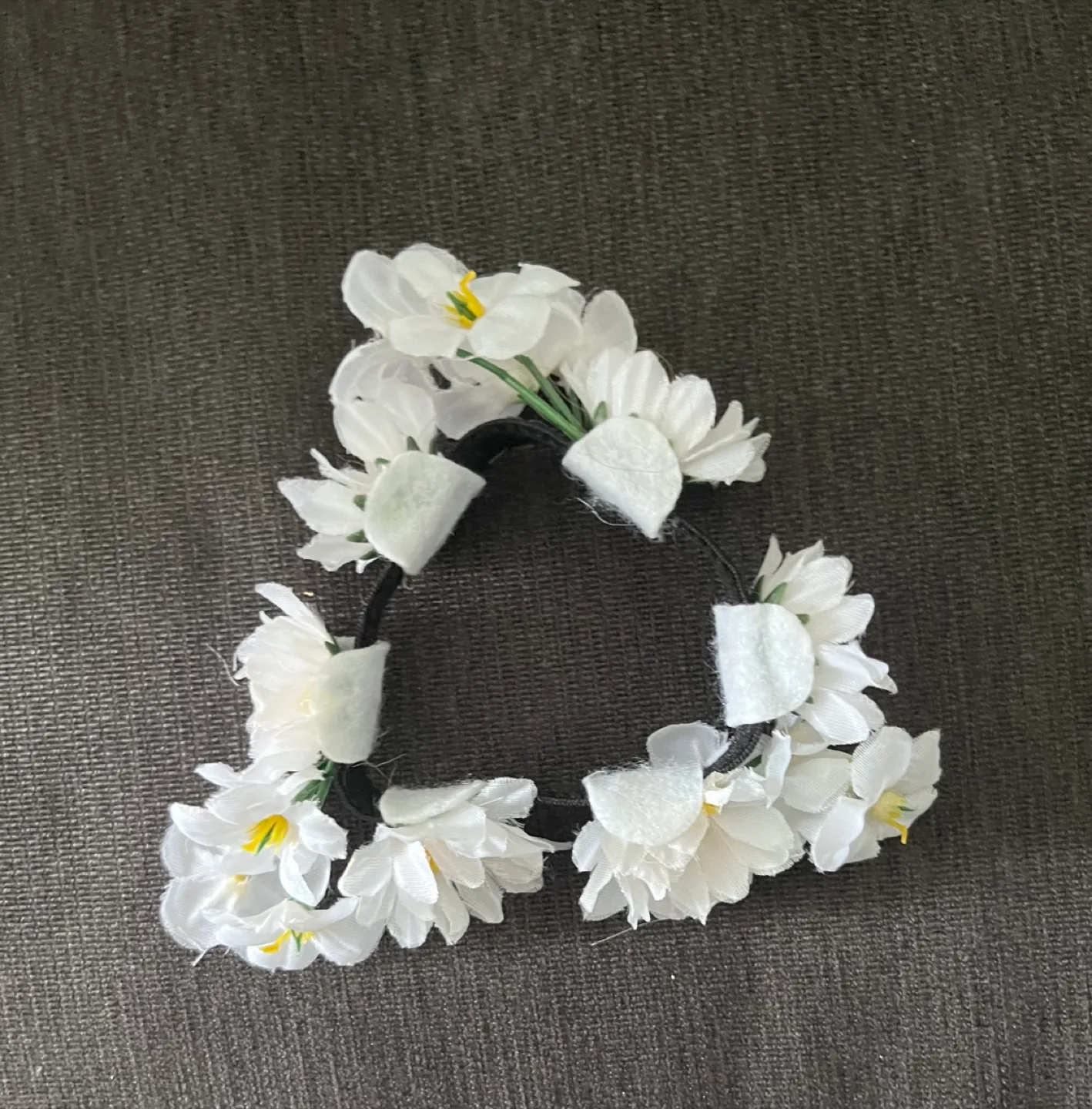 Wedding decorations White Artificial Flower & Decor Bundle image indicator(6)