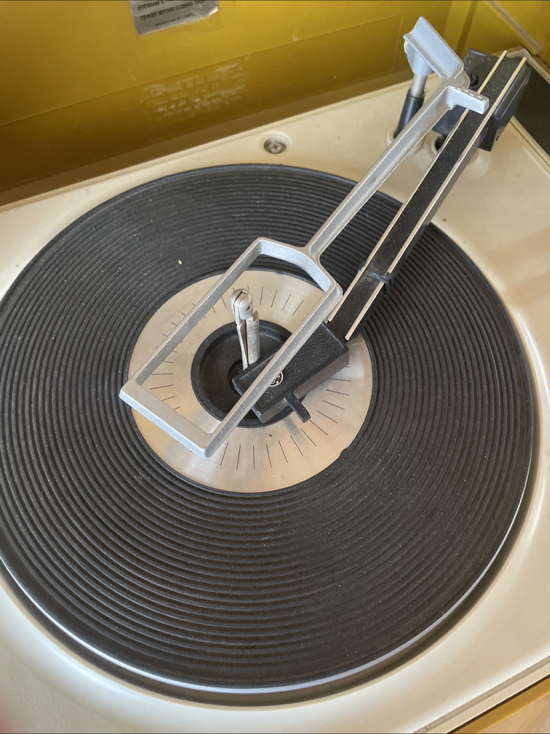 Vintage GE Wildcat Stereo Record Player 🥕 - photo 3