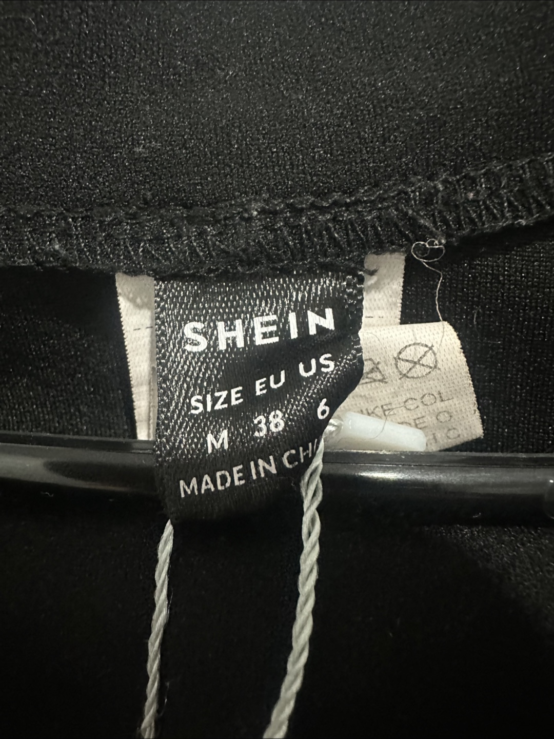 Shein Black midi skirt - photo 2