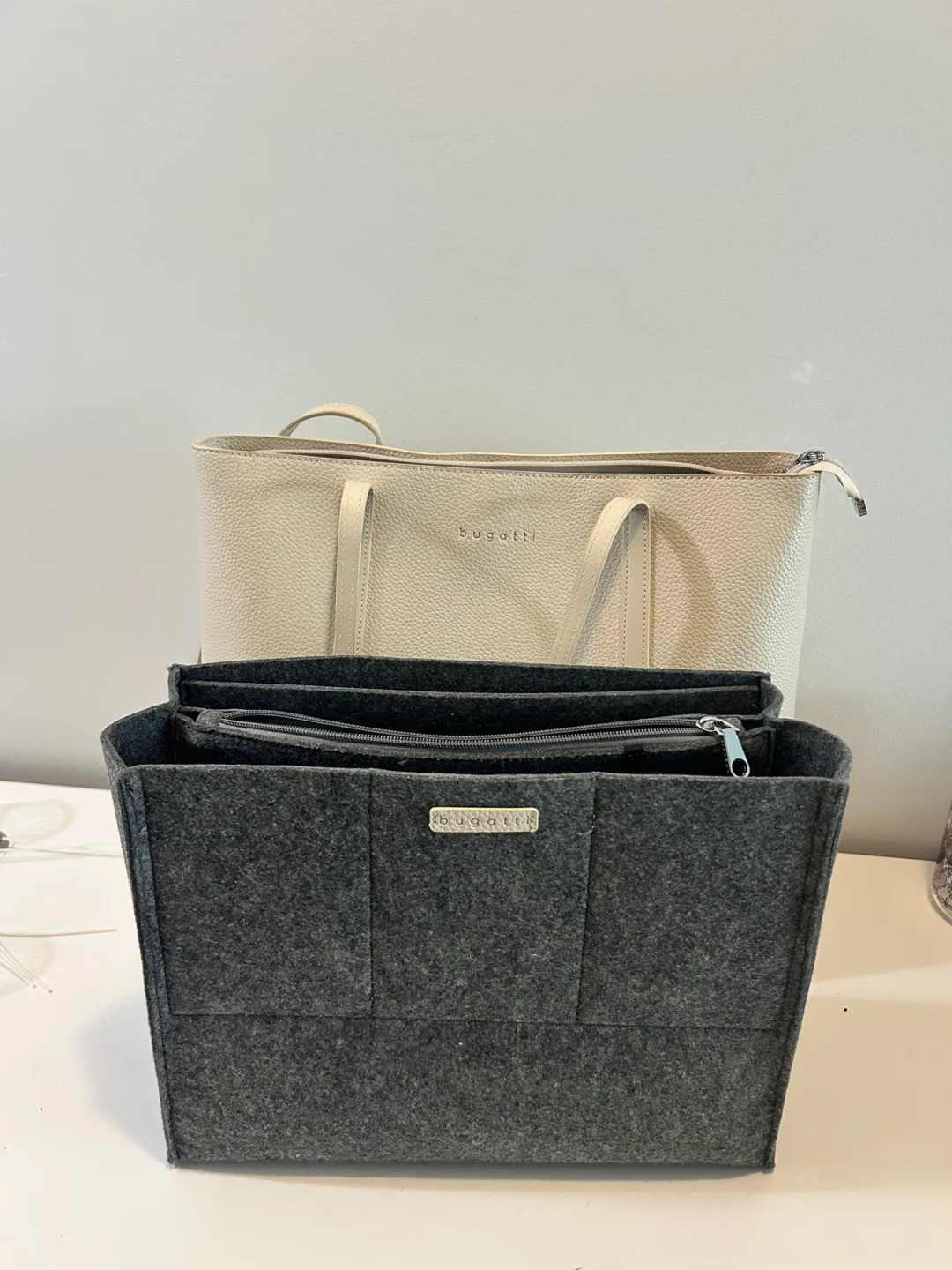 Free Bugatti Bag with Organizer (broken strap) 🥕 image indicator(2)