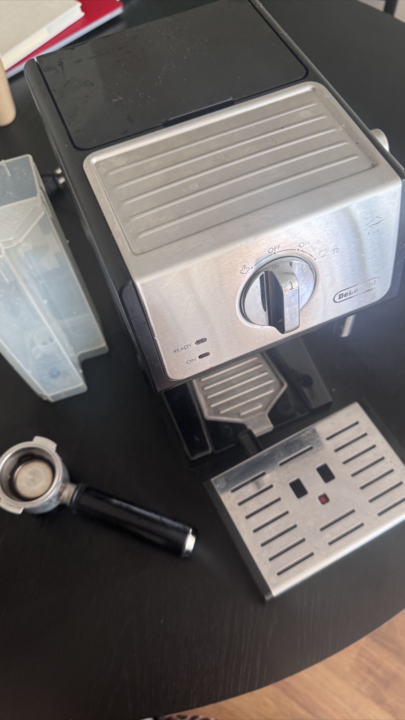 De'Longhi Espresso Machine - photo 4
