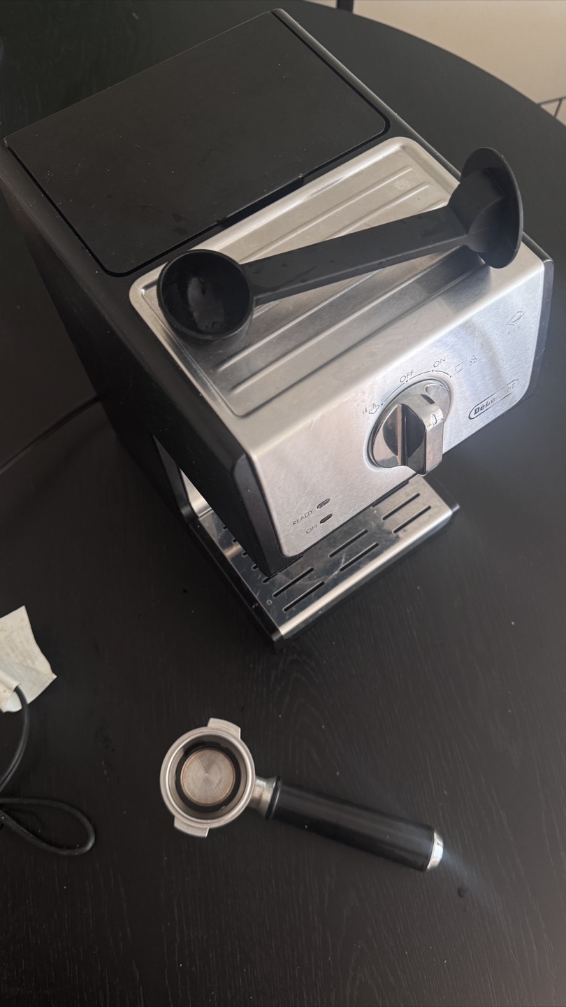 De'Longhi Espresso Machine - photo 3