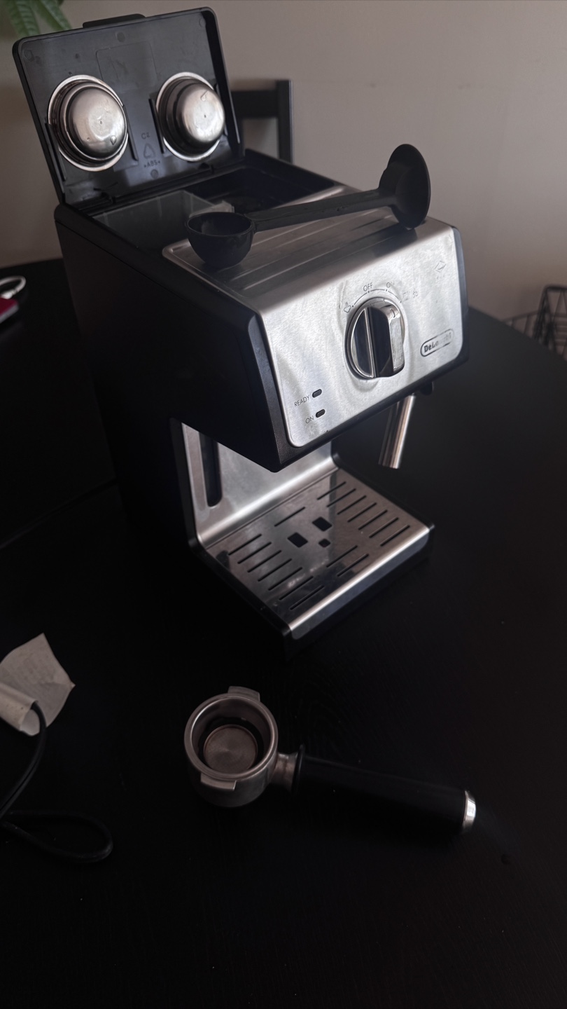 De'Longhi Espresso Machine - photo 2