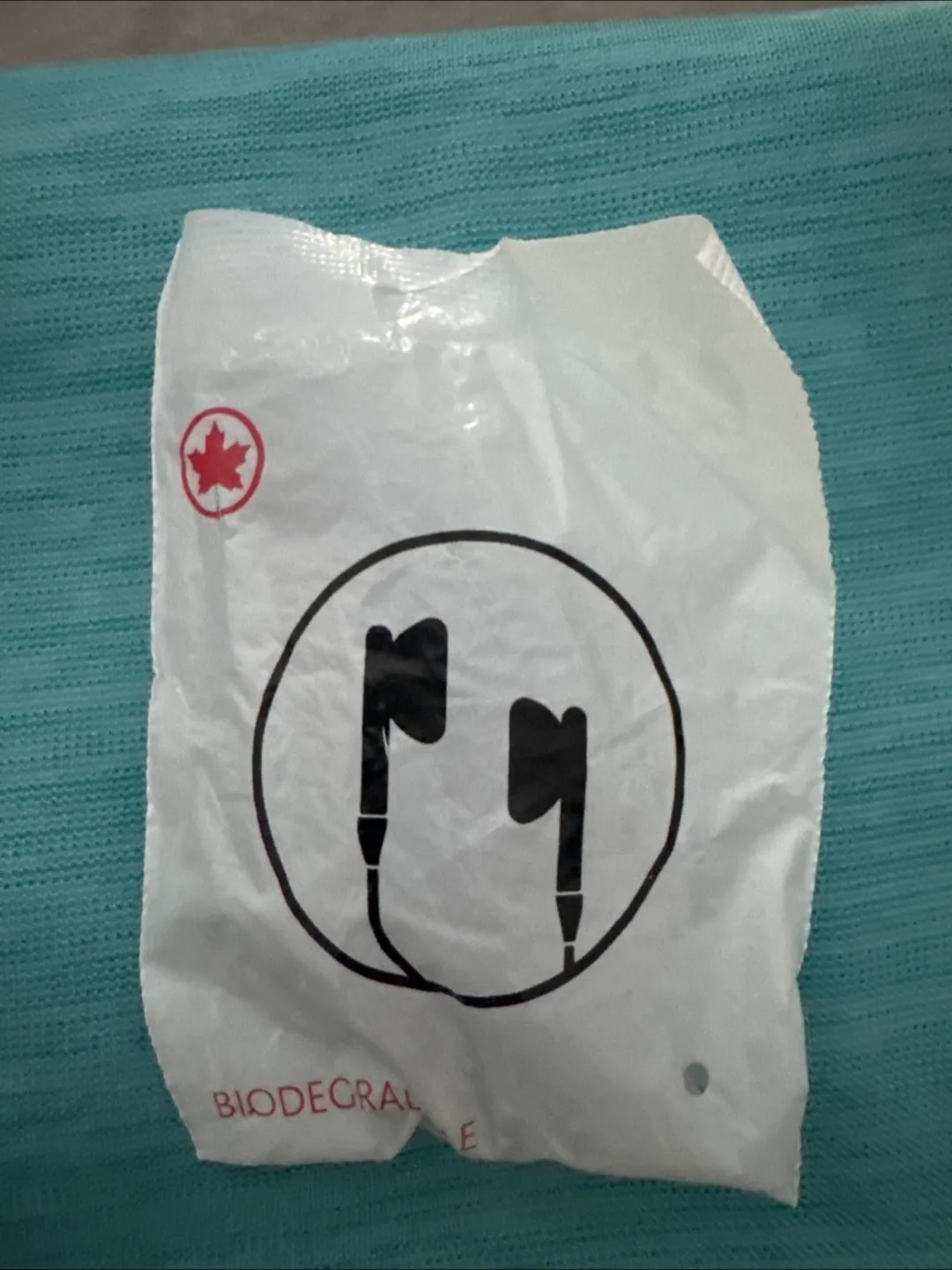 Brand New Air Canada In-Ear Headphones thumbnail