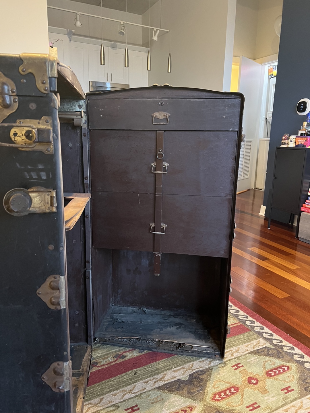 Vintage Black Steamer Trunk - photo 3