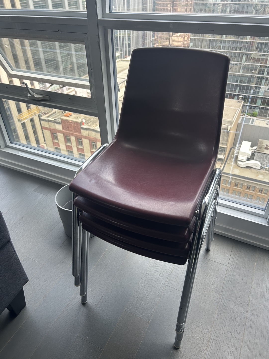 Four Red Chairs - photo 2