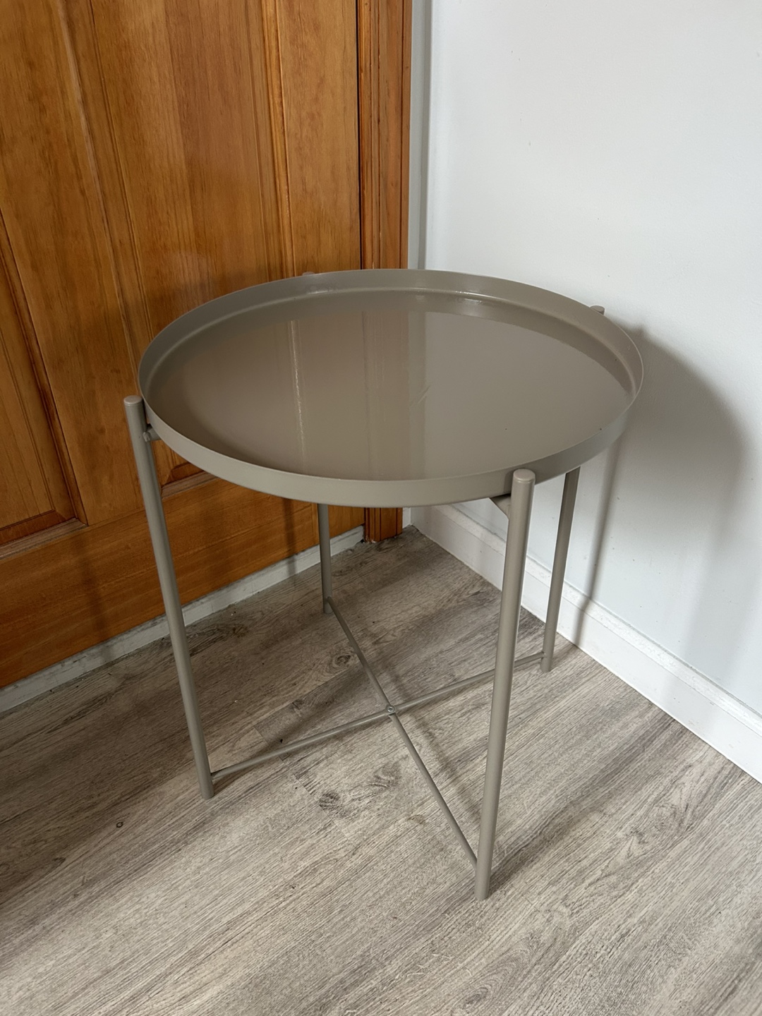 IKEA Round GLADOM Table