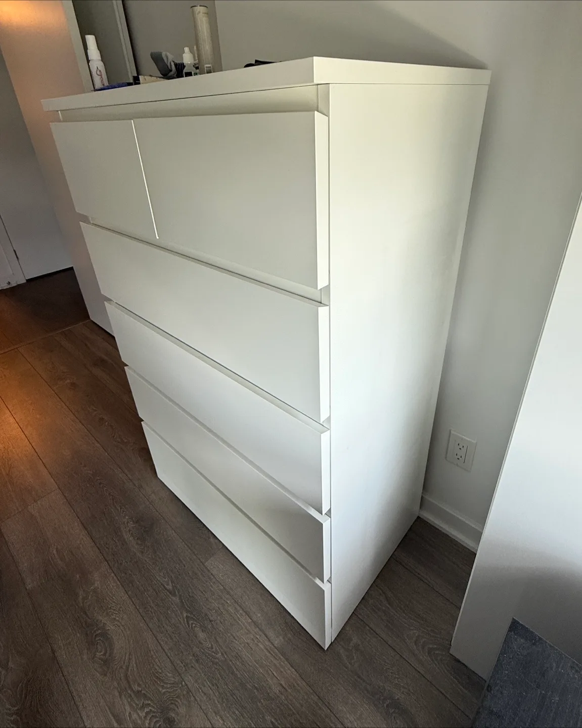 IKEA White Dresser with Six Drawers image indicator(2)