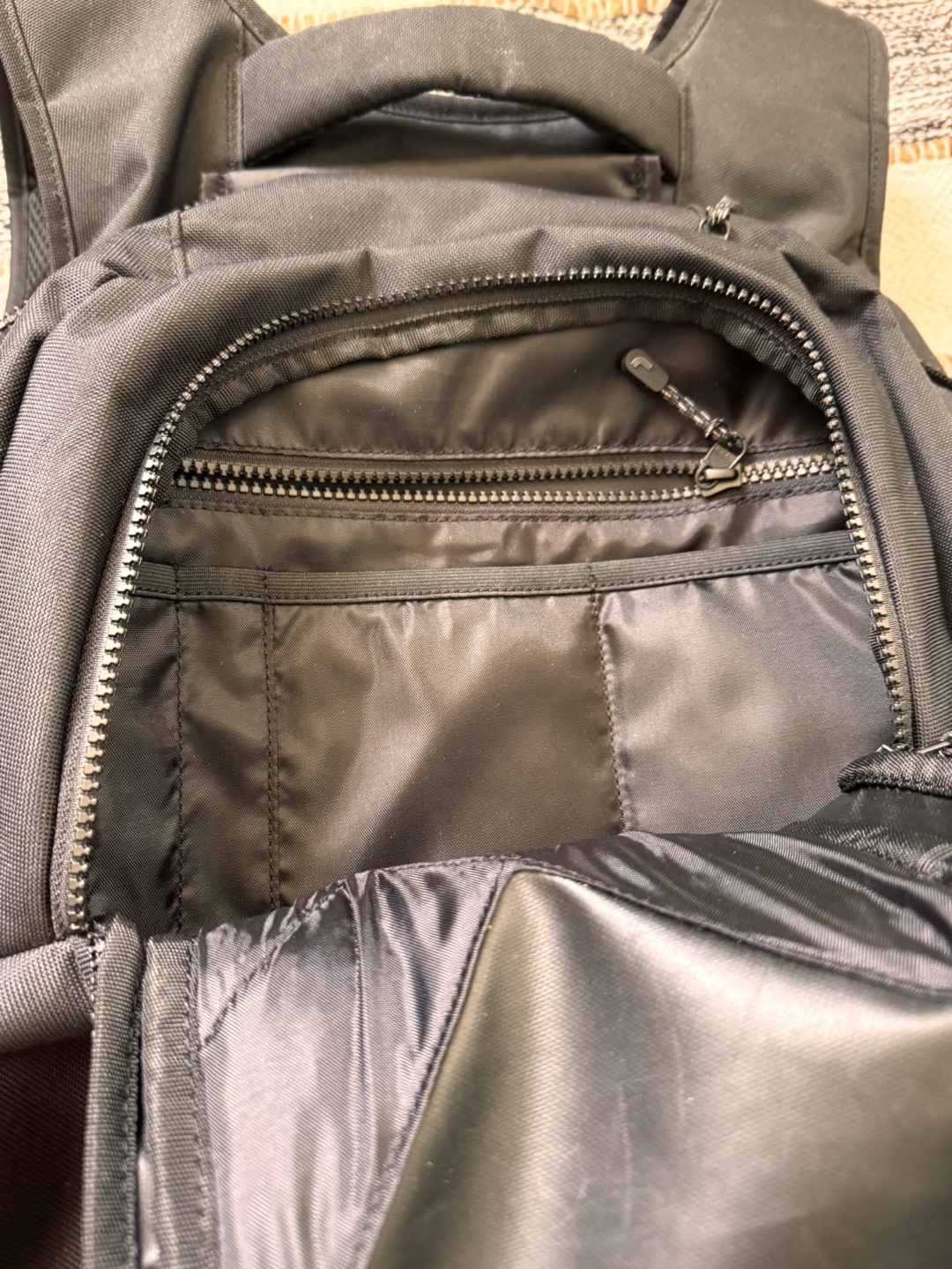 LOLE Black Backpack with Multiple Compartments - photo 2