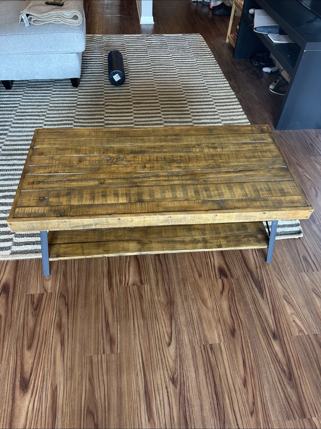 Rustic Wooden Coffee Table - photo 2