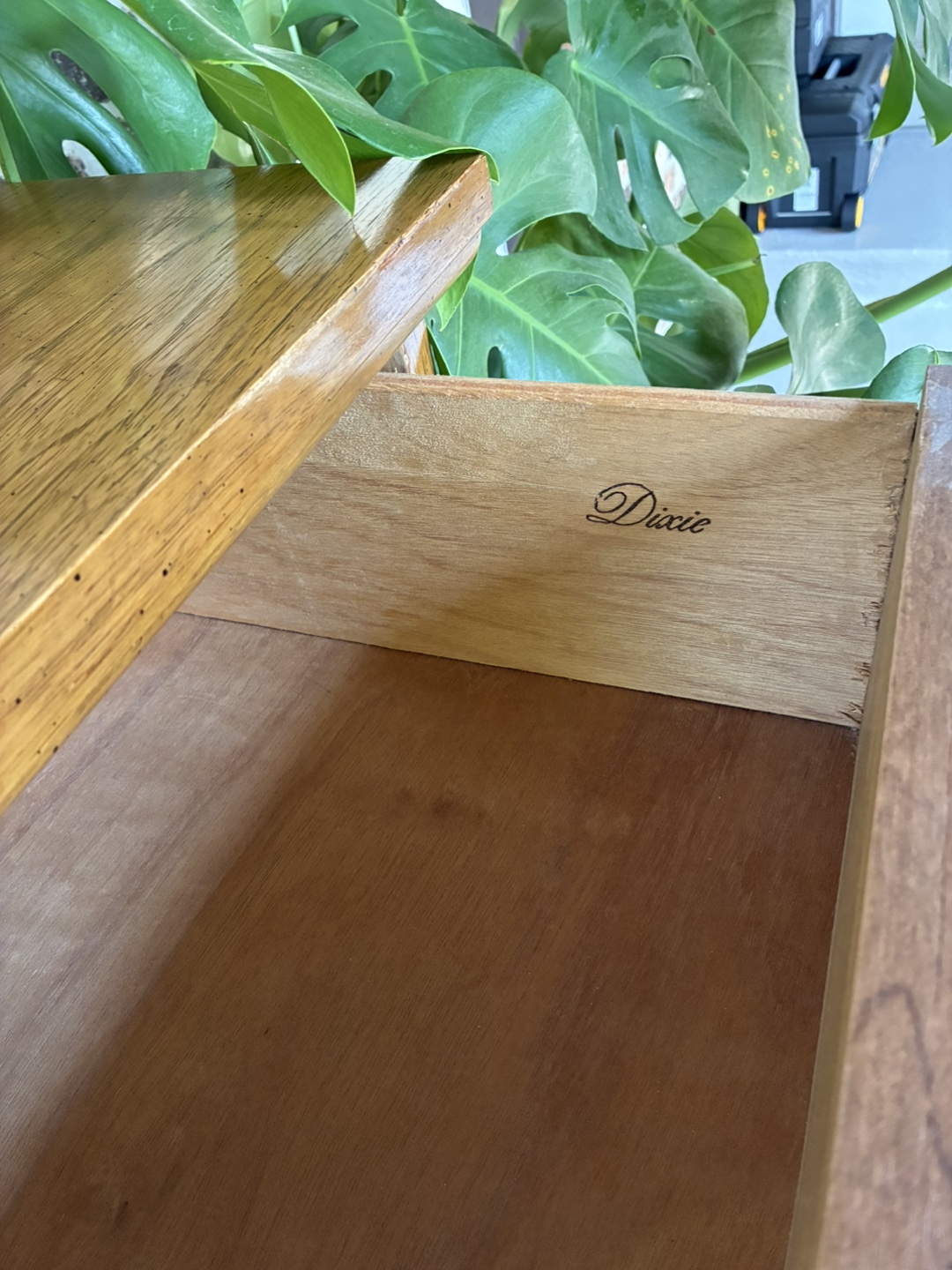 Mid century modern Dixie dresser - photo 4