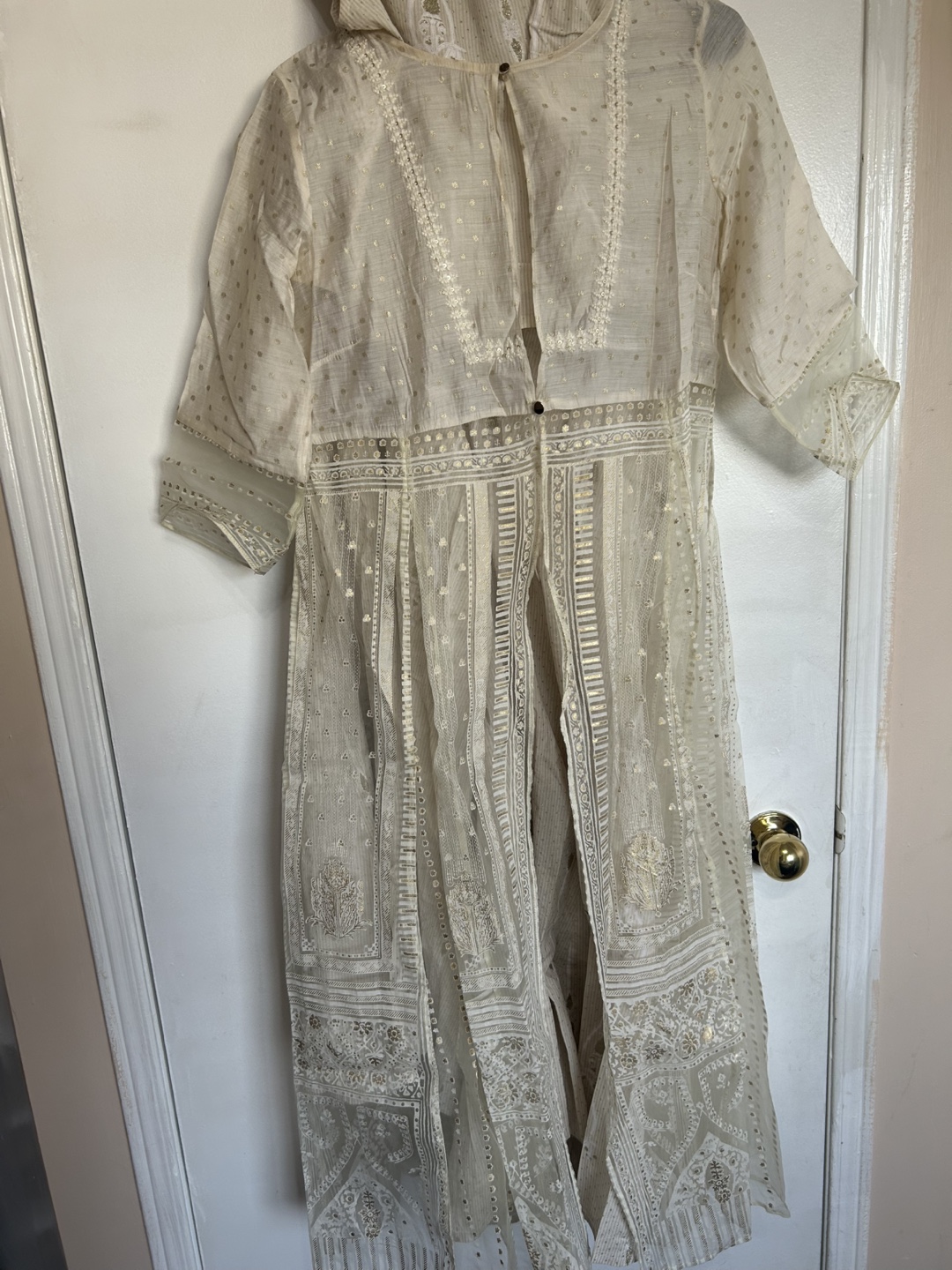Cream Coloured Three-Piece Outfit - photo 5