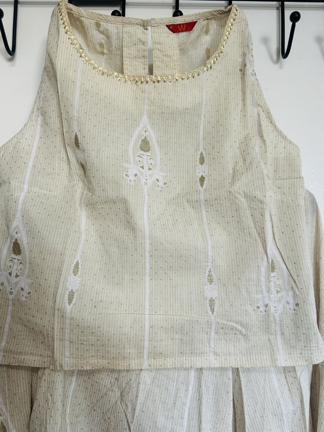 Cream Coloured Three-Piece Outfit - photo 3