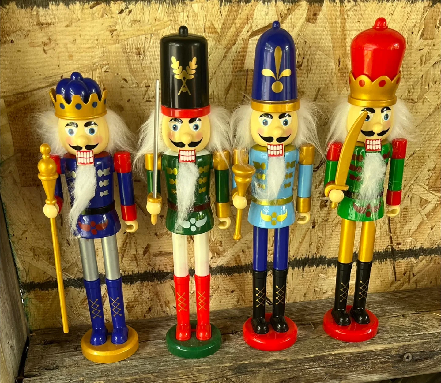 Set of Nutcracker Figurines thumbnail