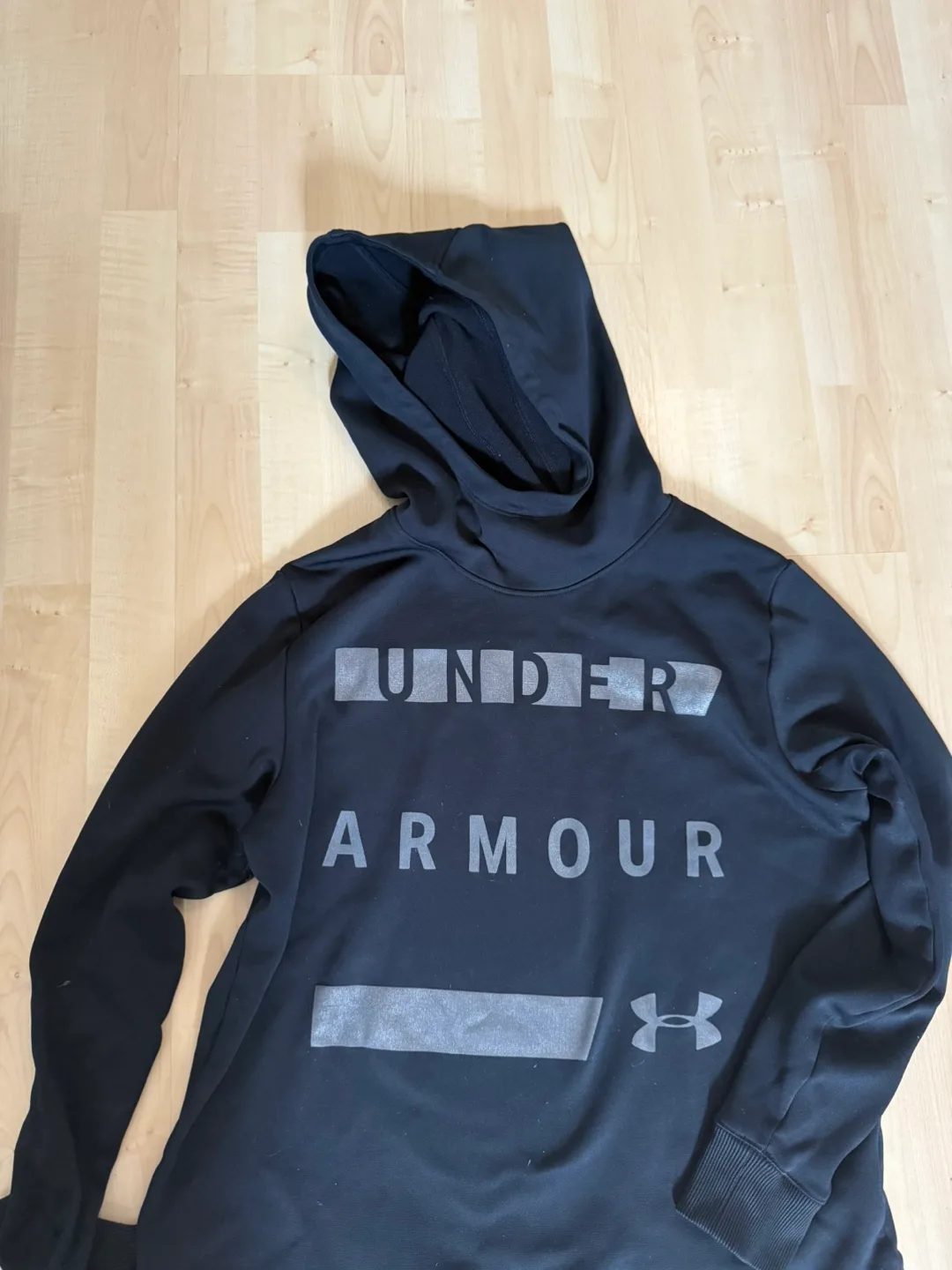Under Armour Black Hoodie- large fitted thumbnail