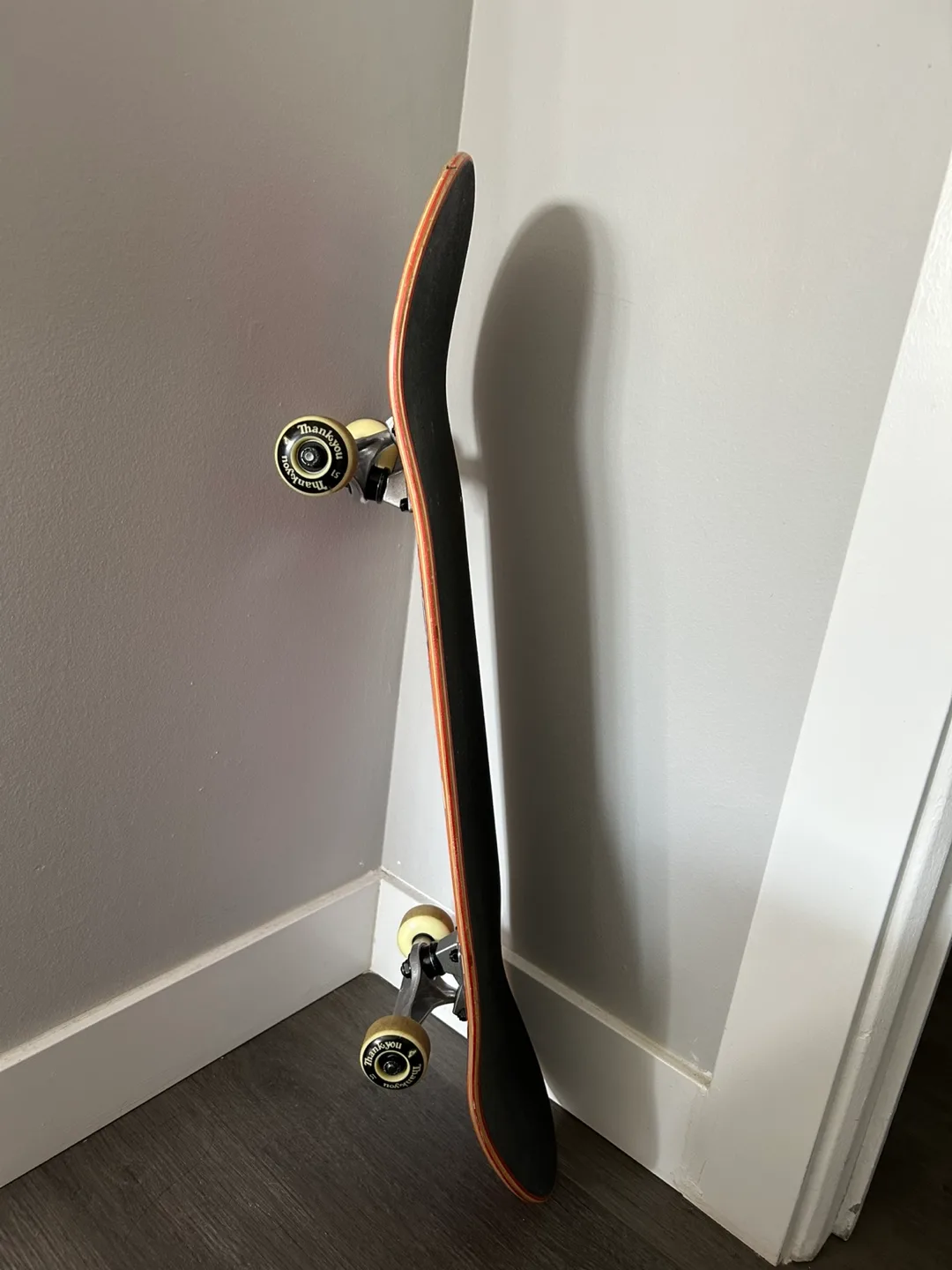 Skateboard with Candy cloud design image indicator(4)