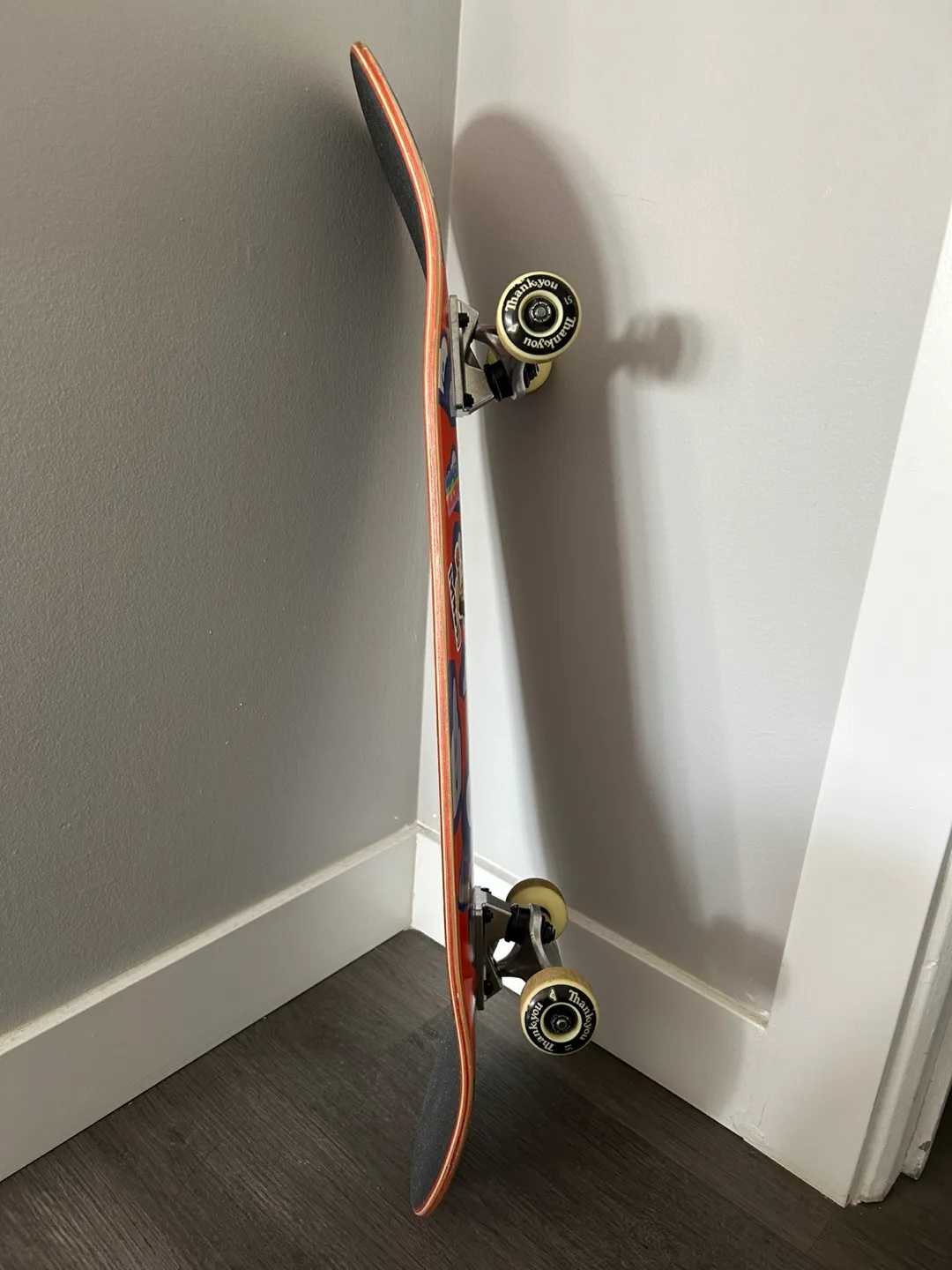 Skateboard with Candy cloud design image indicator(3)