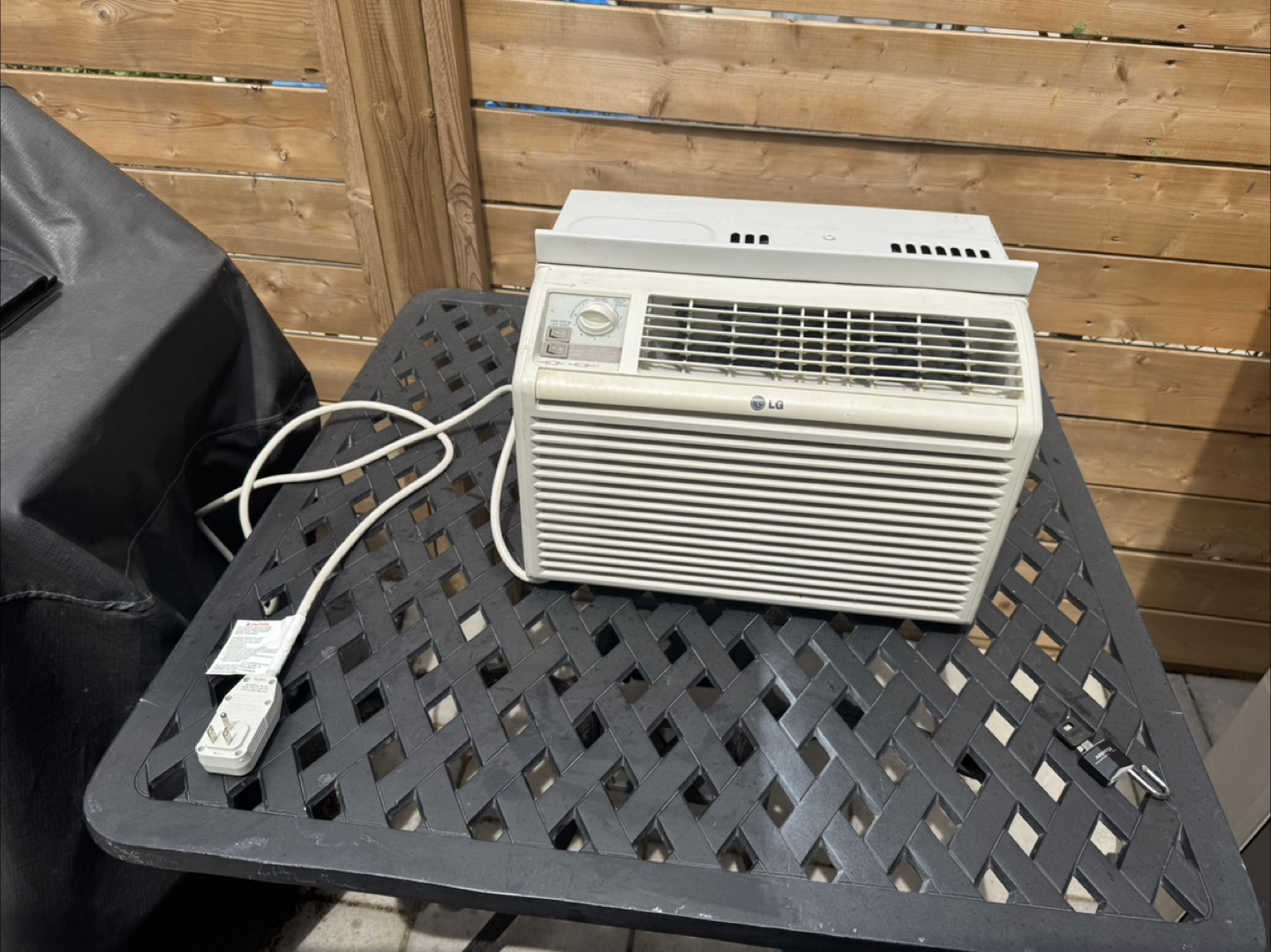 LG Window Air Conditioner - photo 5