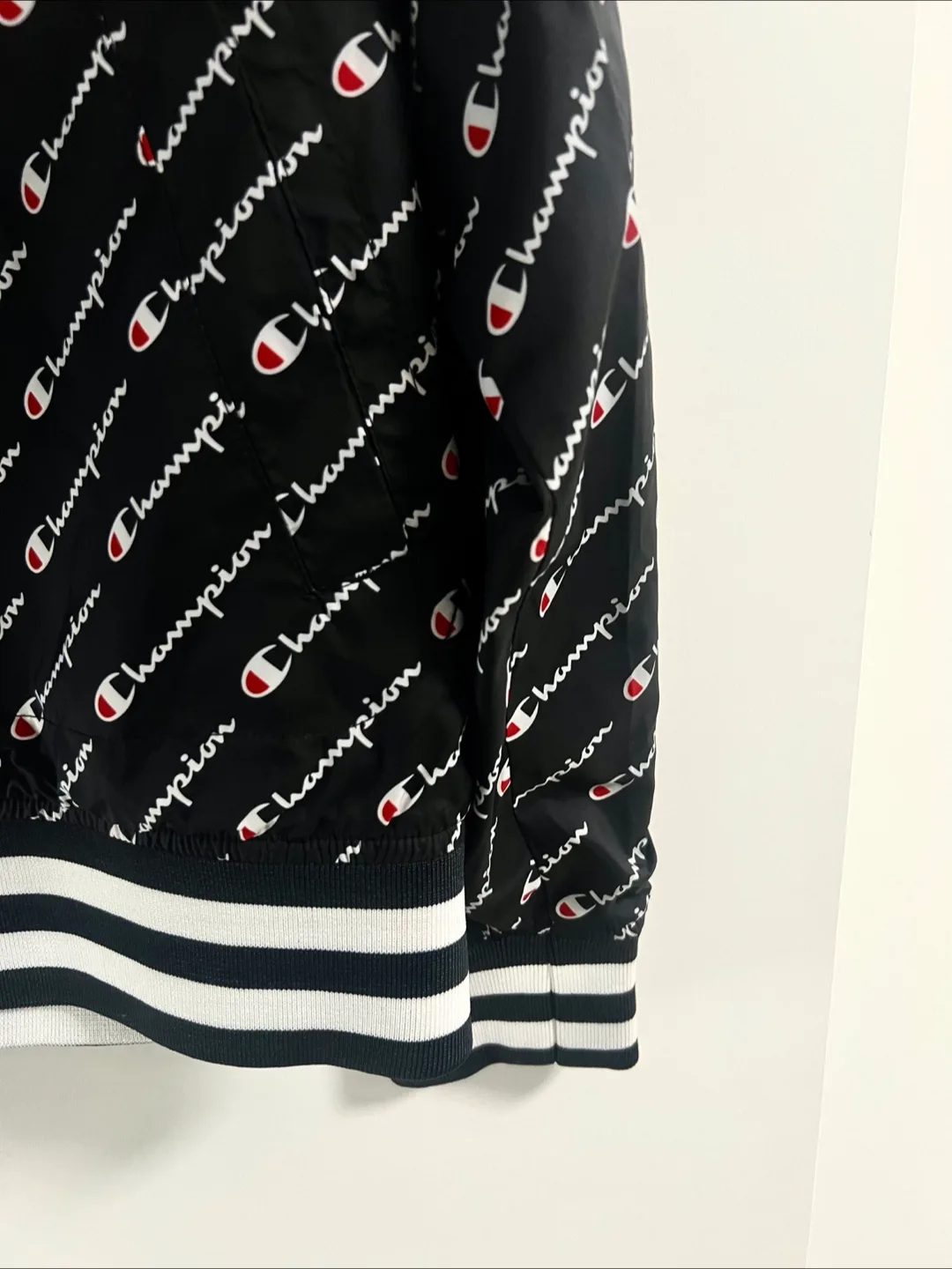 Champion Print Logo Jersey Men Size M image indicator(4)