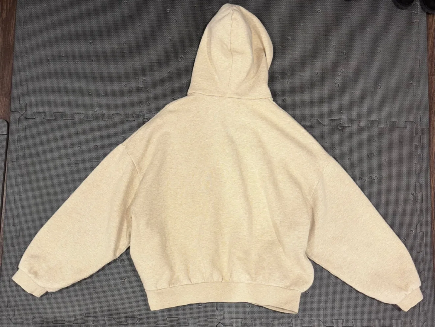 Essentials Fear of God Hoodie image indicator(3)