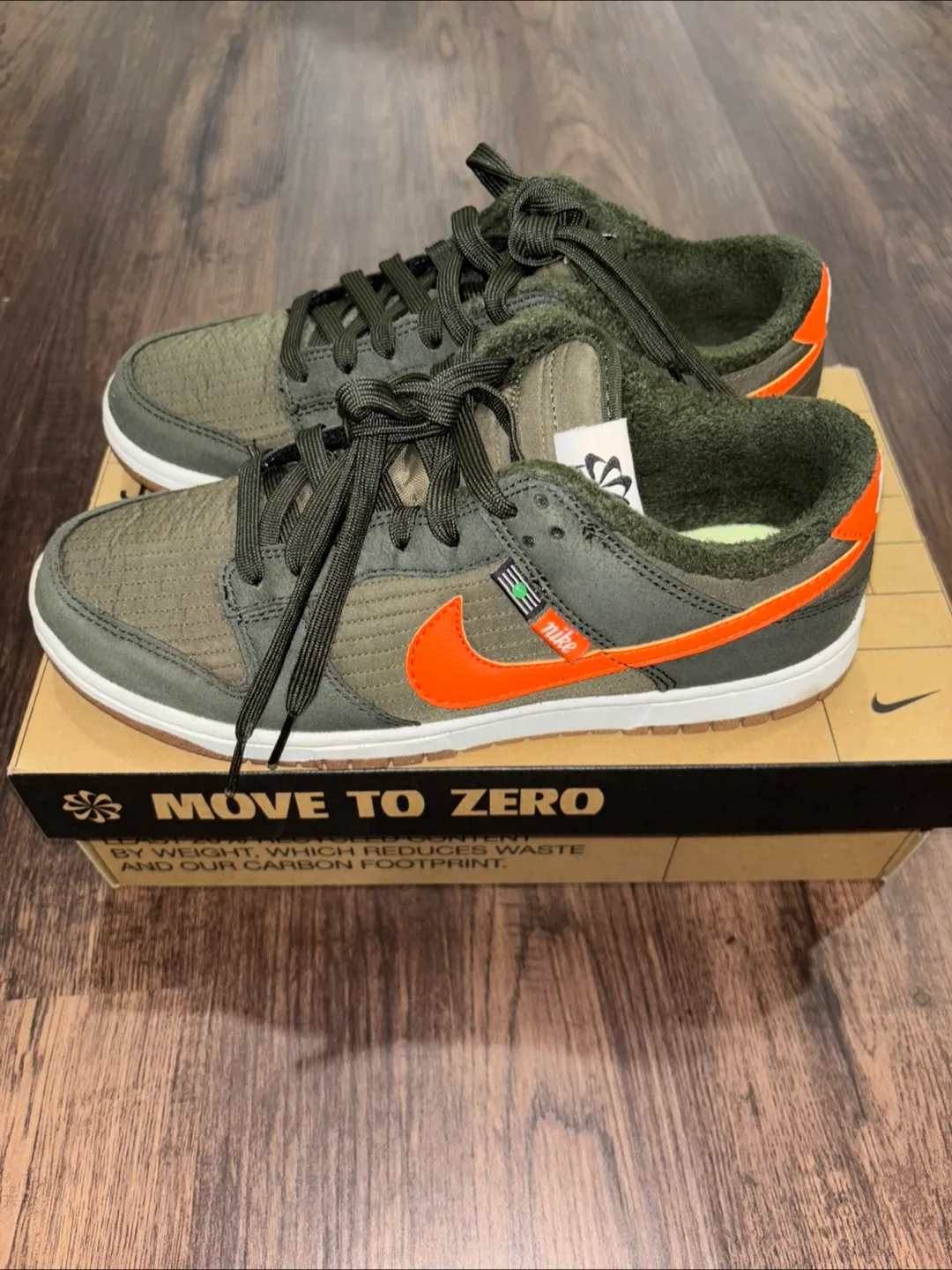 Nike dunk low retro NN size 8.5 image indicator(5)