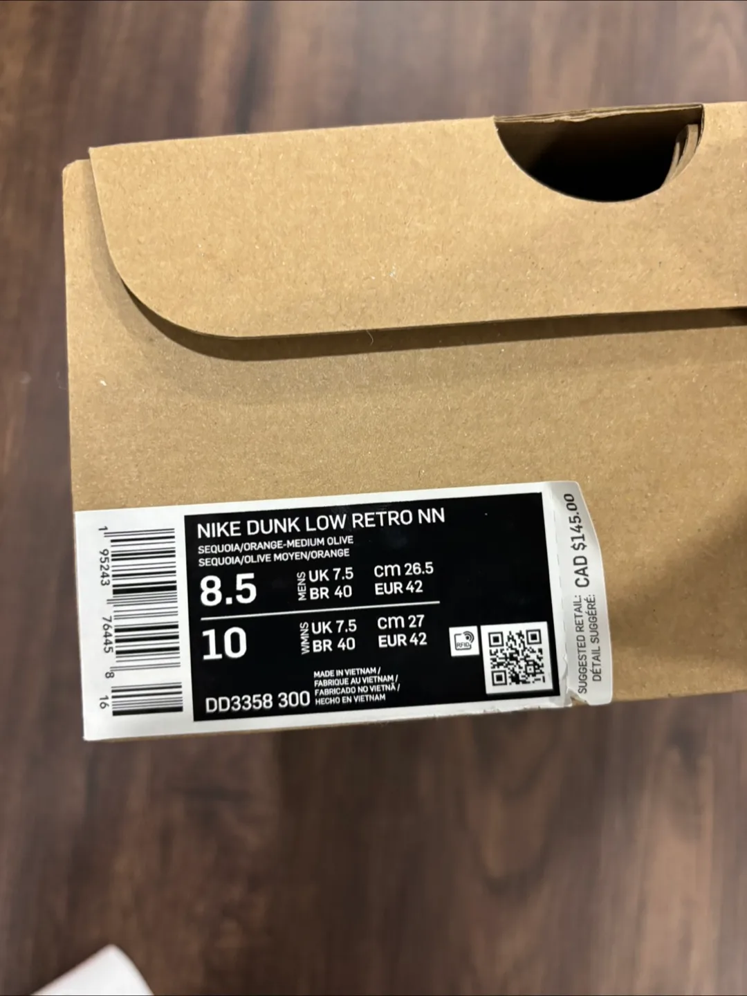 Nike dunk low retro NN size 8.5 image indicator(8)