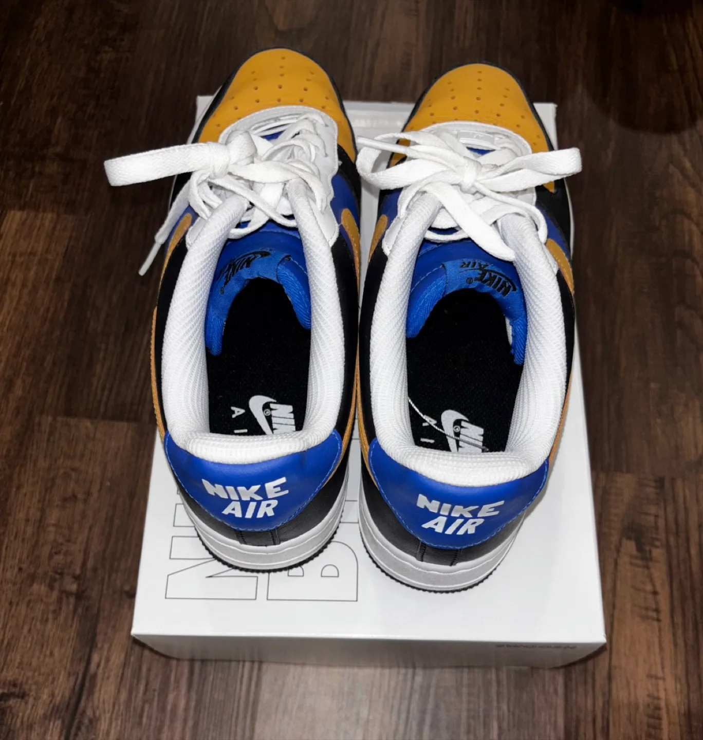 Nike Air Force 1 Low image indicator(6)