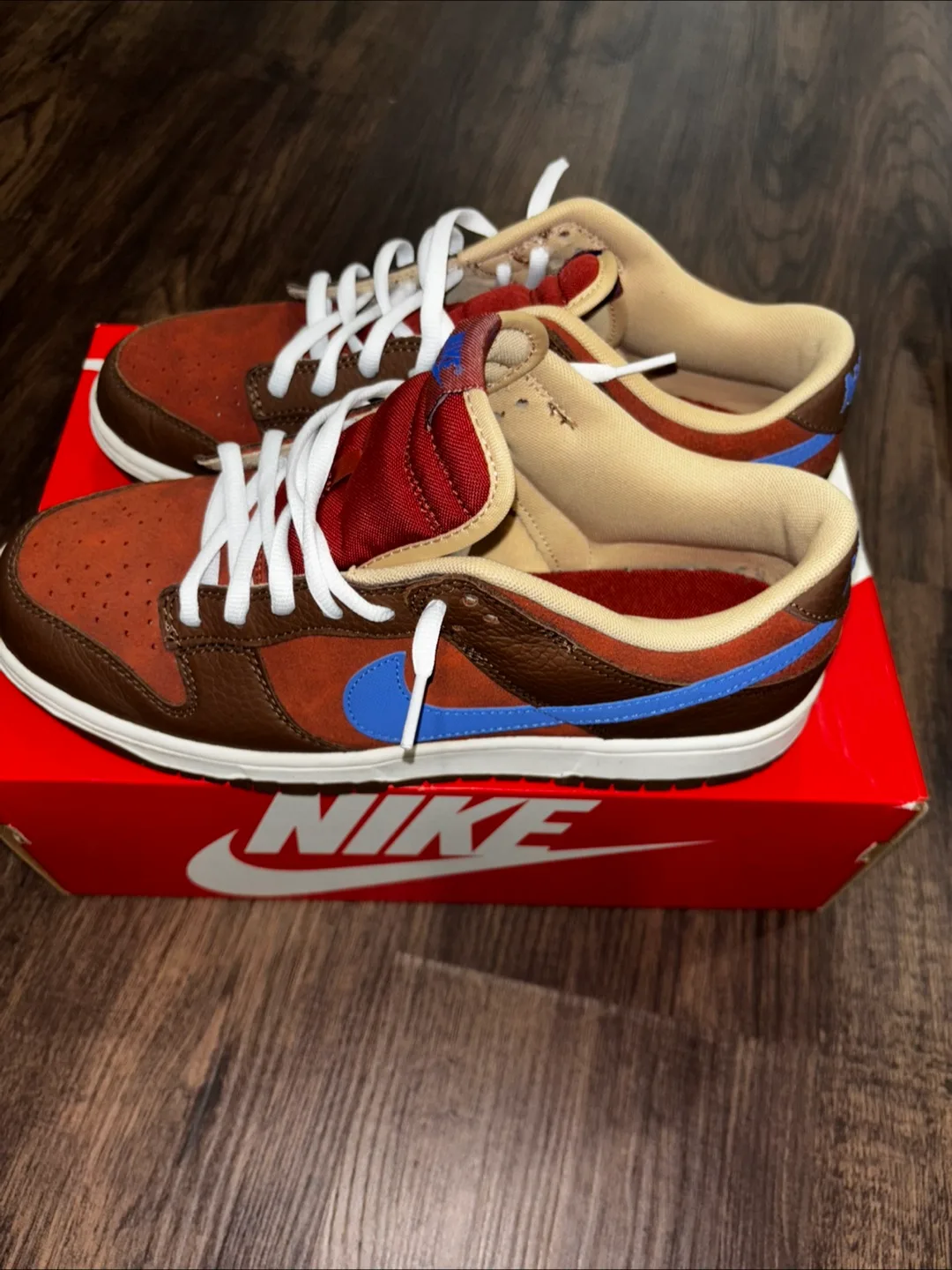 Brown Nike dunk low mens size 10 image indicator(4)