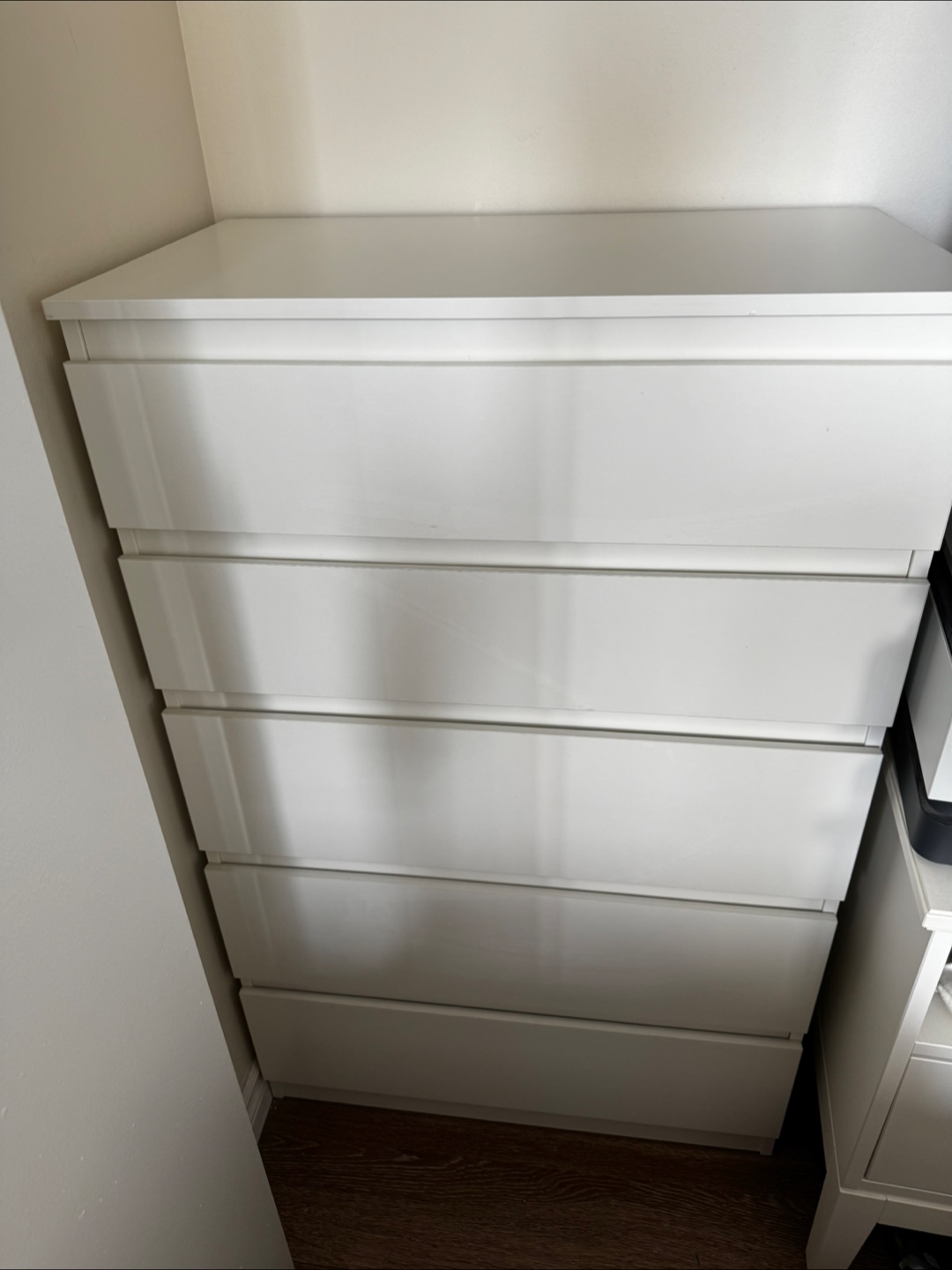 Dresser with 5 drawers - photo 2