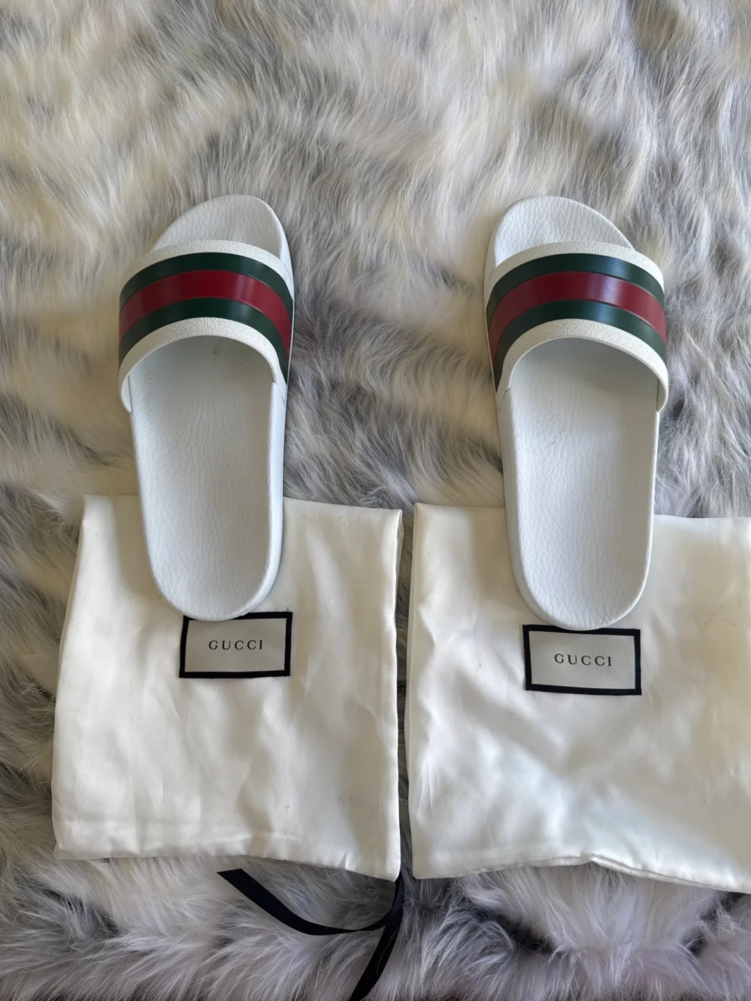 Gucci Slides image indicator(3)