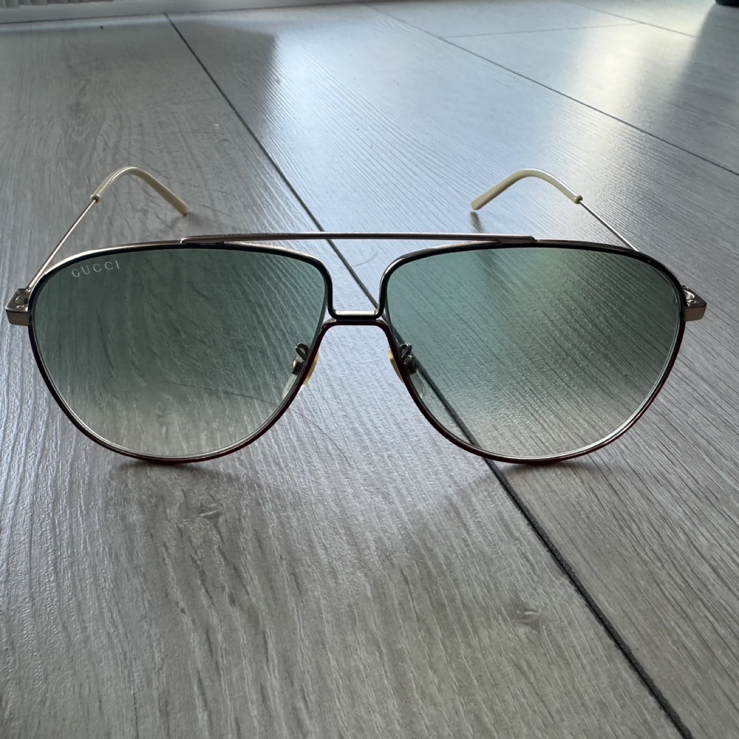 Gucci Men Aviator Sunglasses thumbnail