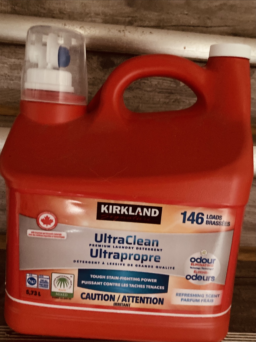 Kirkland liquid laundry detergent