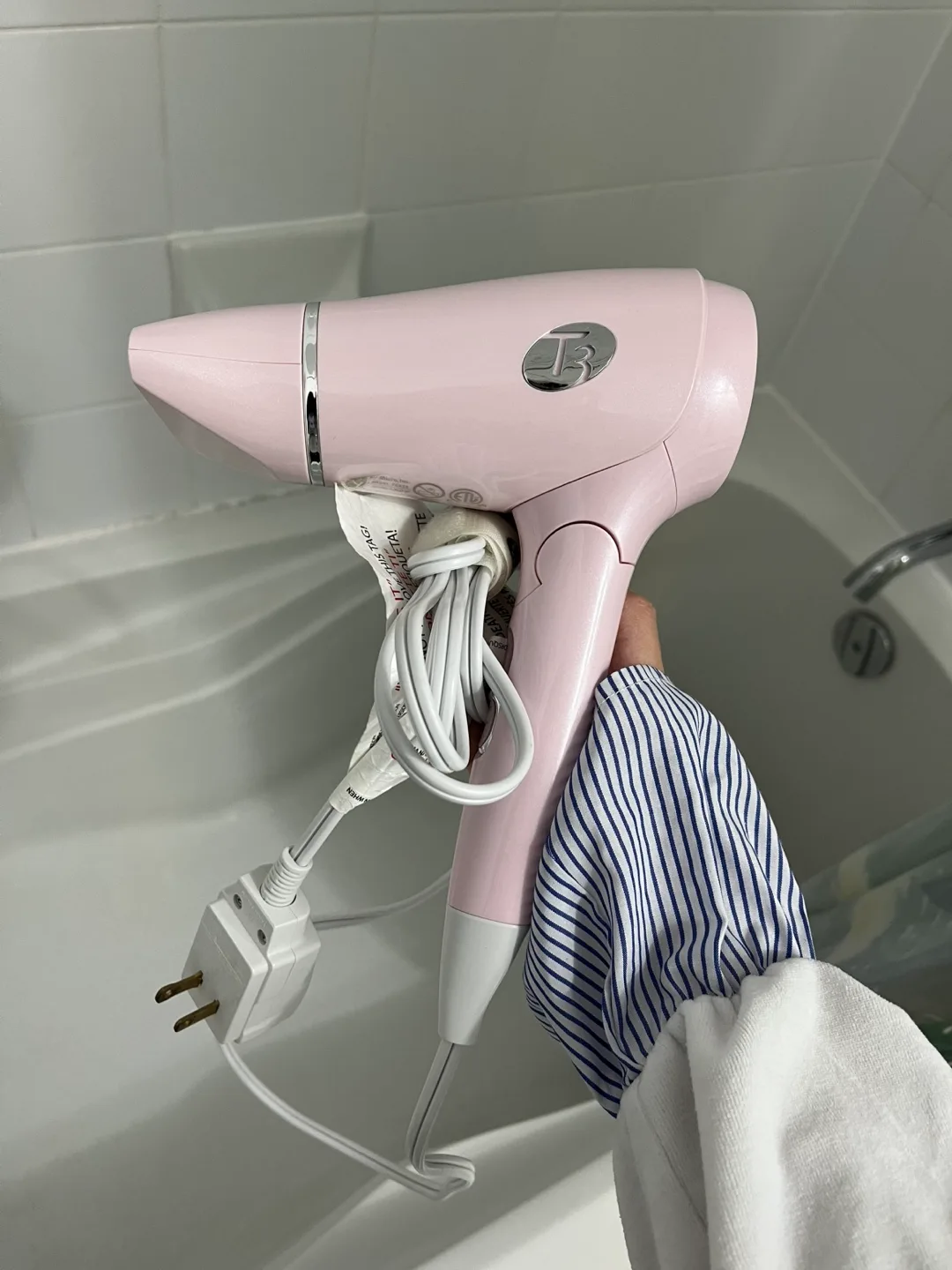 T3 Tourmaline Professional Hair Dryer (Pink) thumbnail