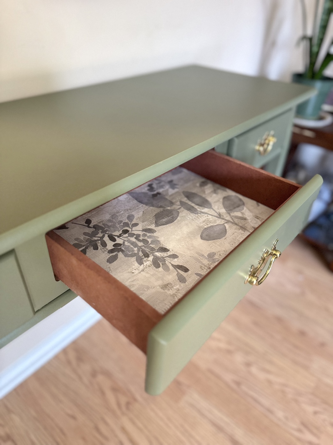 Console/ Entry Way Table - photo 5