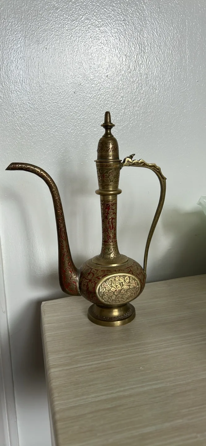 Vintage Brass Decorative Urn image indicator(5)