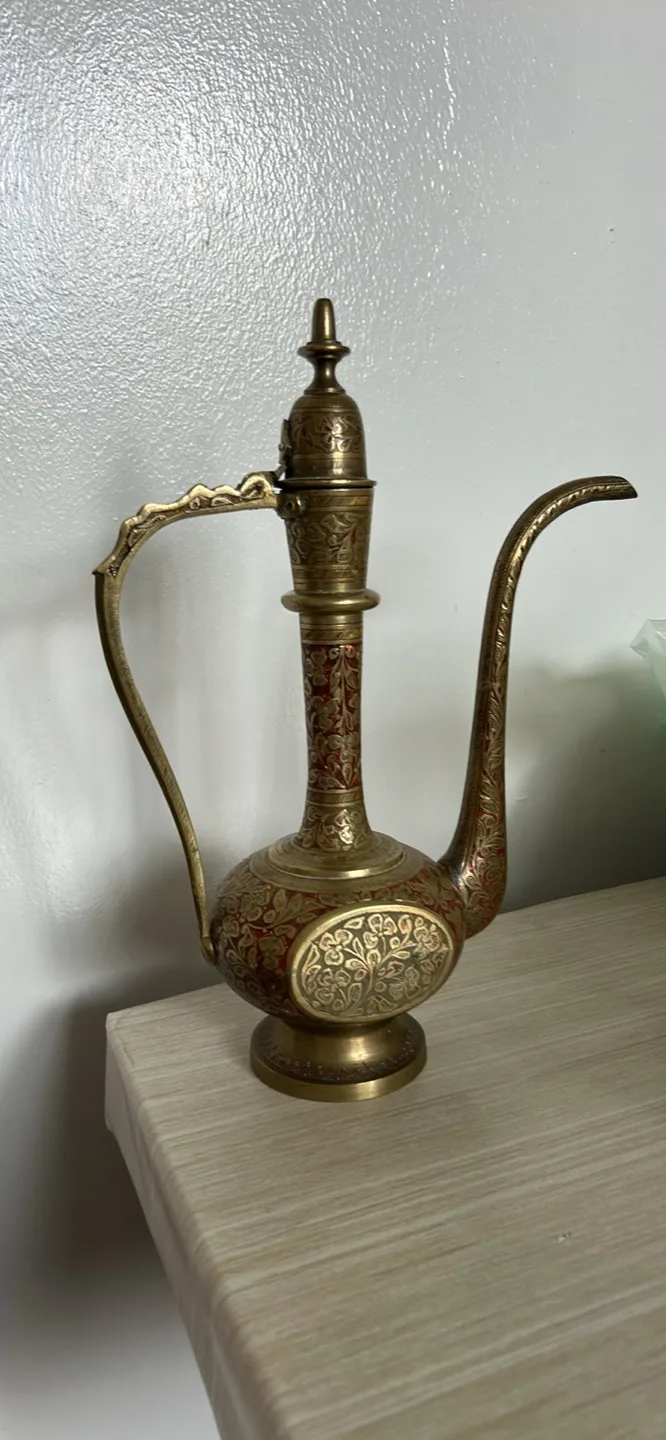 Vintage Brass Decorative Urn image indicator(7)