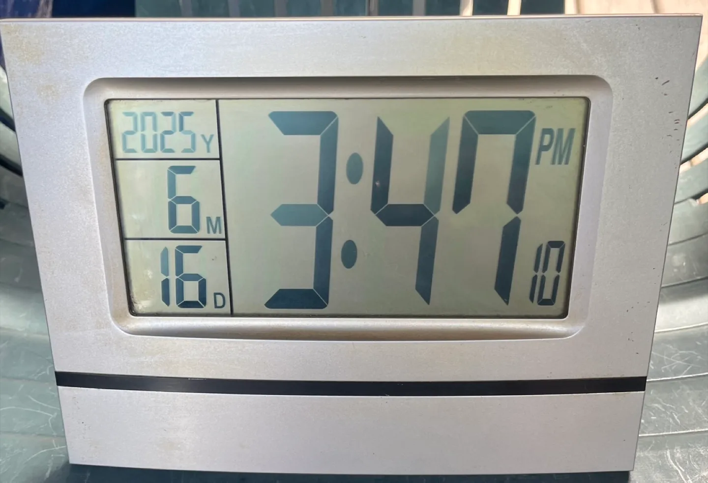Digital Desk Clock thumbnail