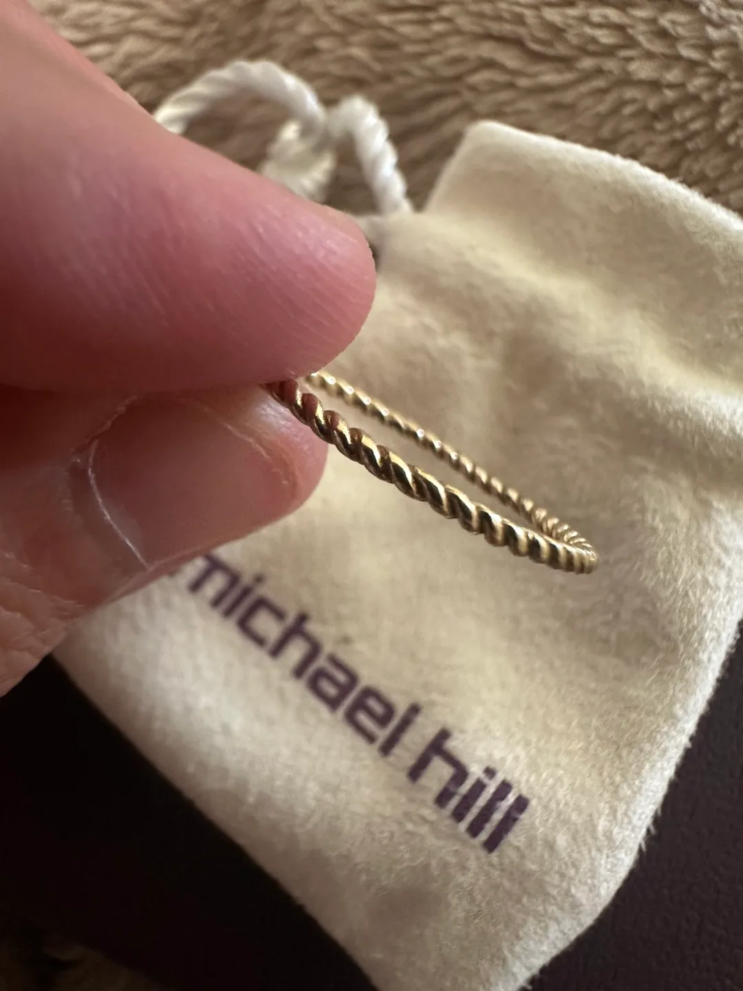 michael hill 10k twisted ring image indicator(4)