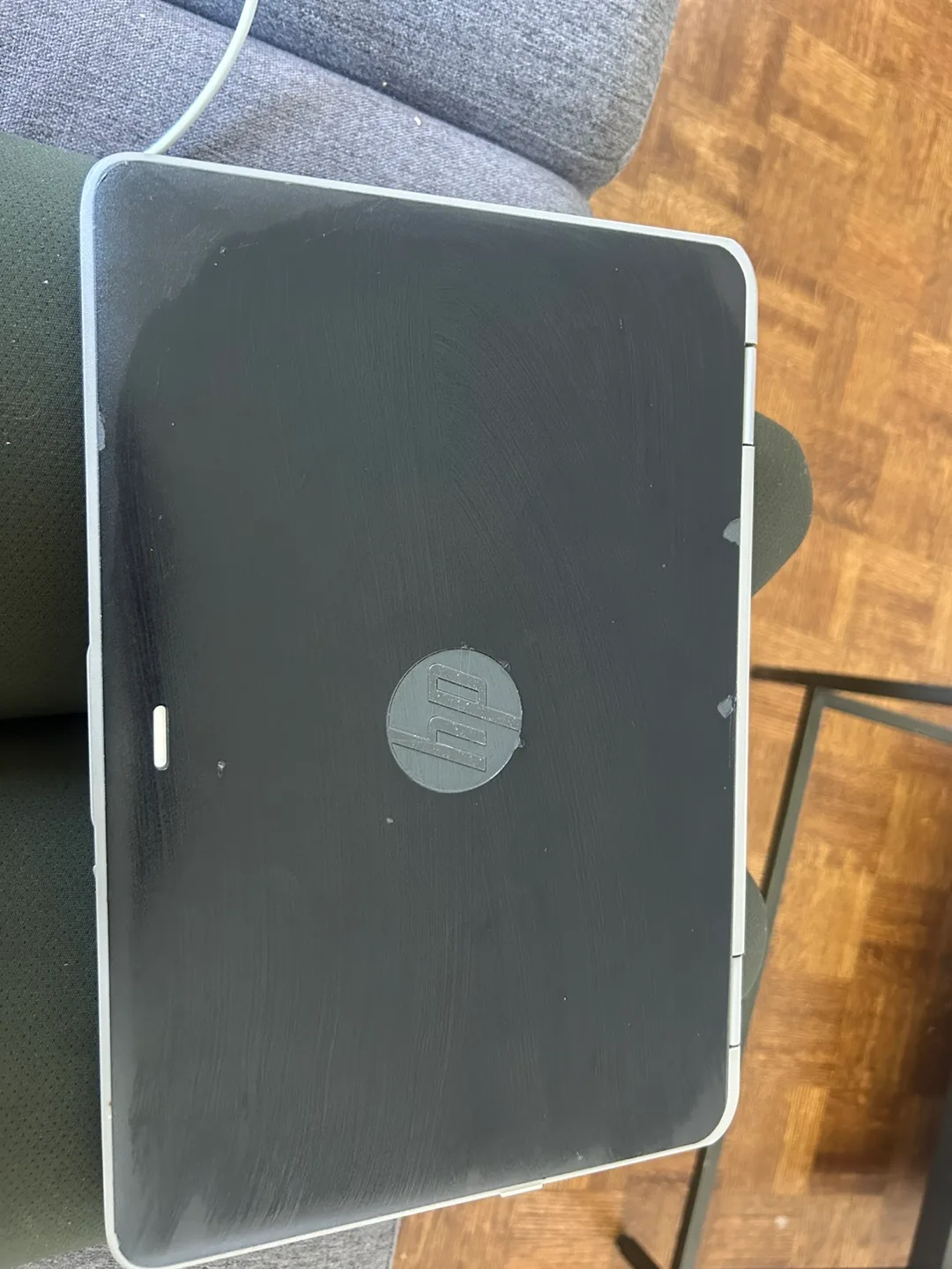 HP Probook X360 11 G2 11.6 inch Touchscreen. image indicator(2)