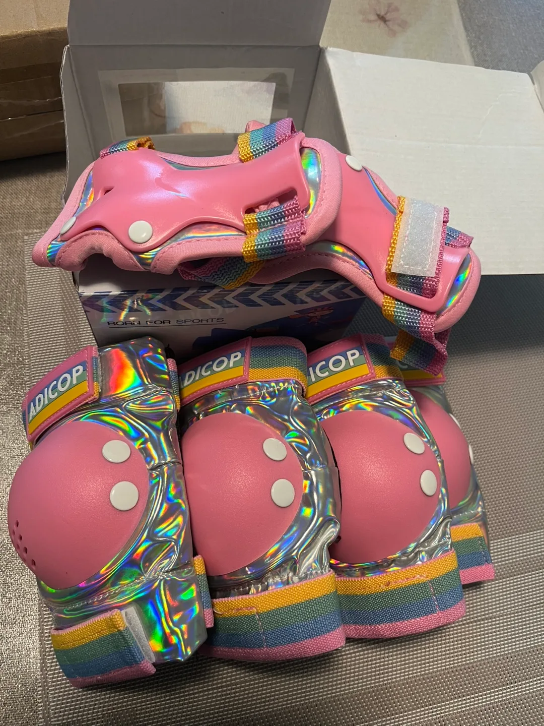 Protective Gear Set image indicator(8)