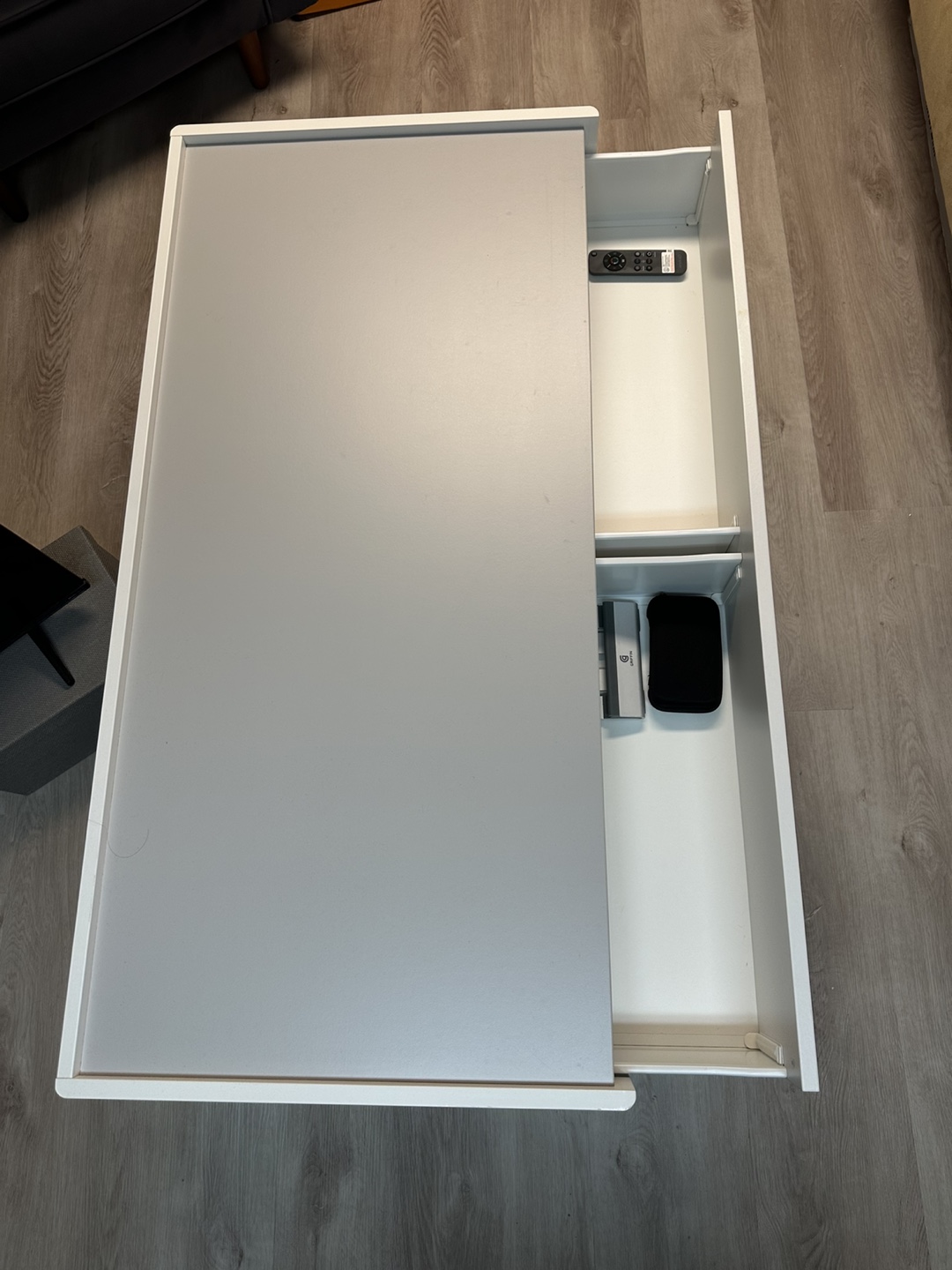 White and Grey Coffee Table - photo 2