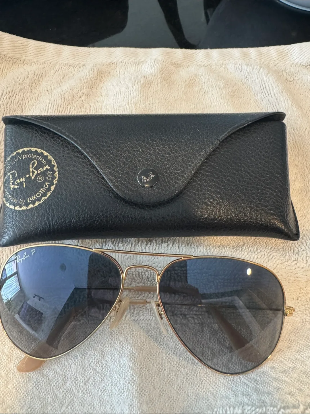 Authentic Ray Ban Aviator Sunglasses thumbnail