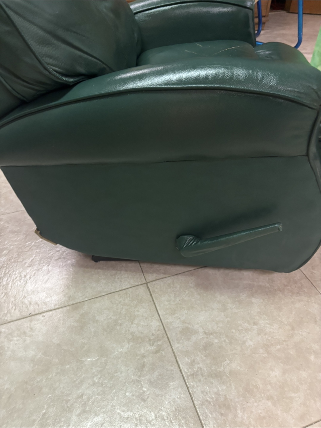 Green Leather Recliner Chair - photo 3
